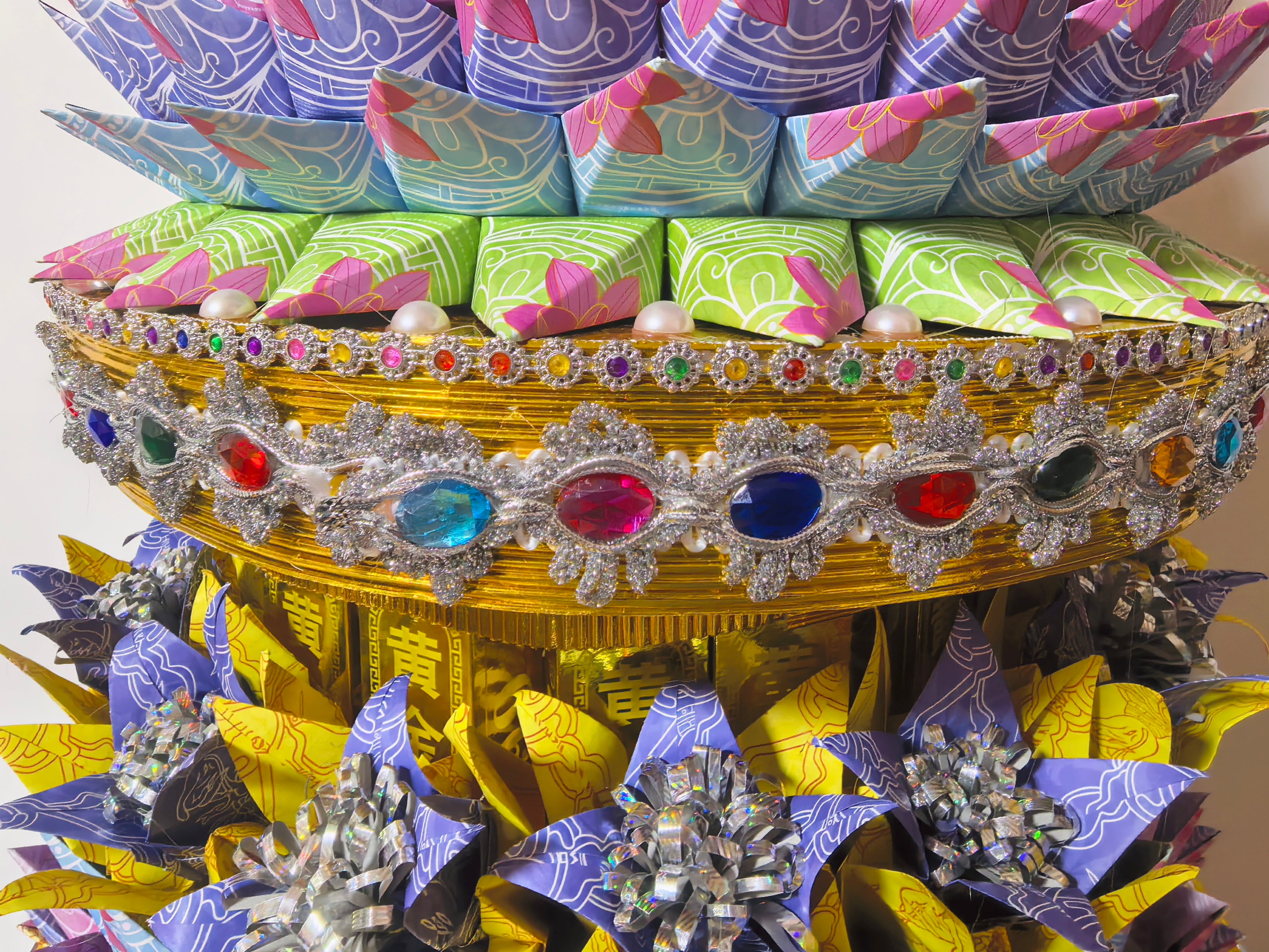 Sacred Lotus Wish Tower — Ancestral Tribute Offering承愿莲花塔祭祖