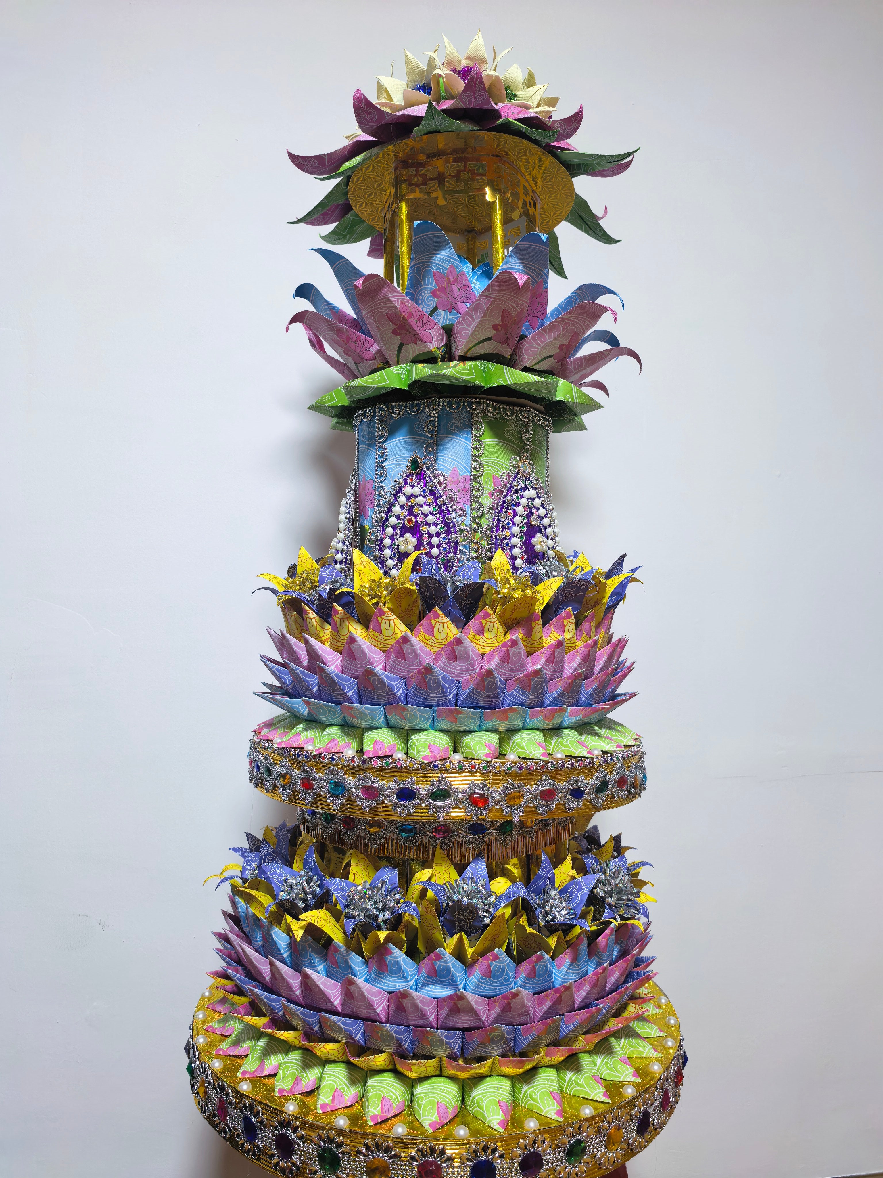 Sacred Lotus Wish Tower — Ancestral Tribute Offering承愿莲花塔祭祖