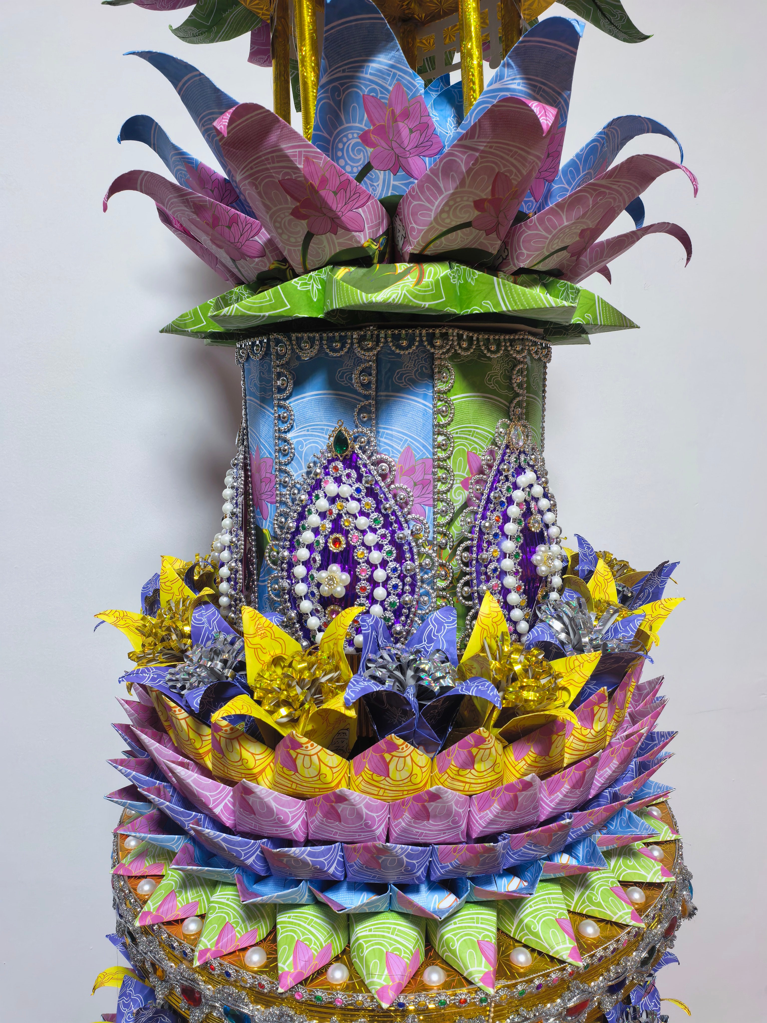 Sacred Lotus Wish Tower — Ancestral Tribute Offering承愿莲花塔祭祖